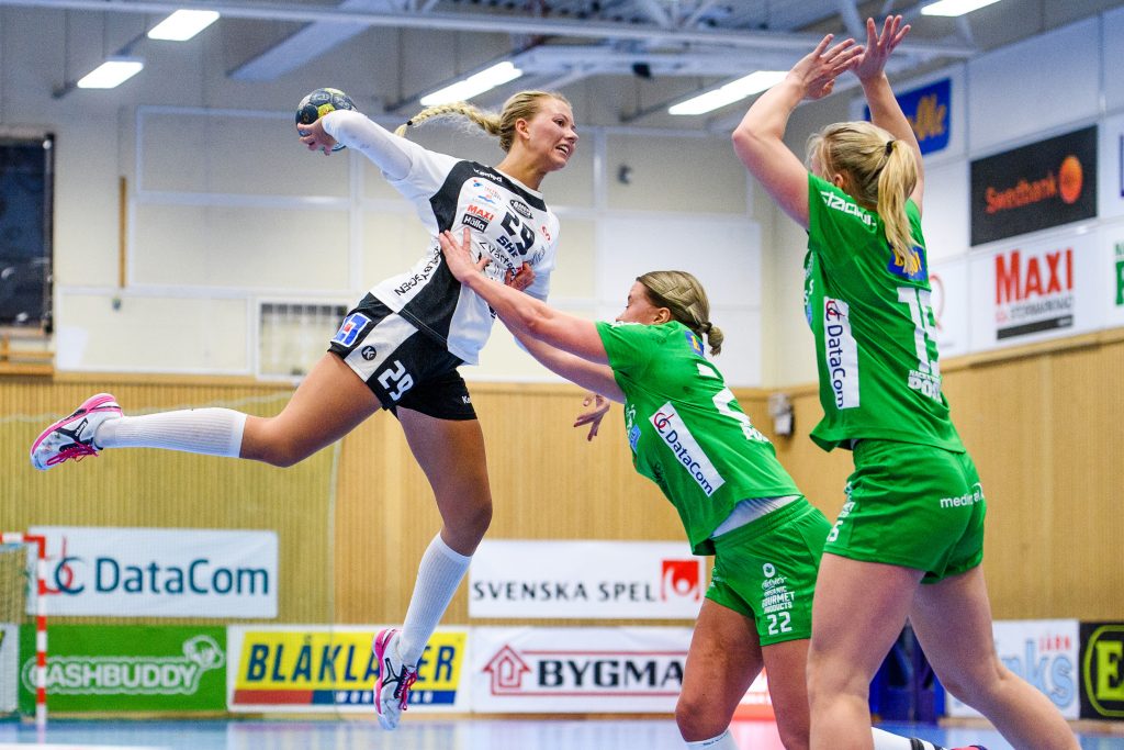 181220 VästeråsIrstas Frida Rosell under handbollsmatchen i SHE mellan Skuru och VästeråsIrsta den 20 december 2018 i Stockholm.
Foto: Simon Hastegård / Bildbyrån / Cop 118