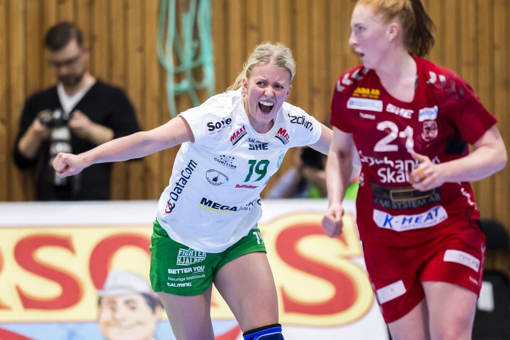 190315 Skurus Daniela De Jong jublar under handbollsmatchen i SHE mellan Höörs HK H65 och Skuru IK den 15 mars 2019 i Höör.
Foto: Christoffer Borg Mattisson / BILDBYRÅN / COP 261