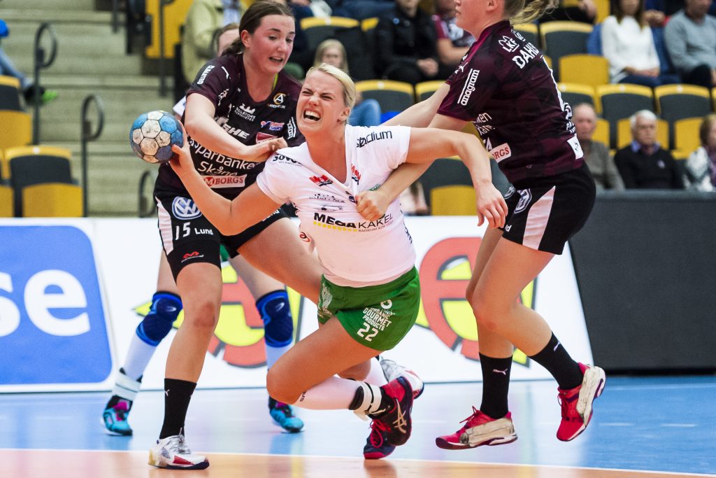 190424 Skurus Hanna Åhlén under handbollsmatchen i semifinal 2 i SHE-slutspelet mellan Lugi och Skuru den 24 april 2019 i Lund.
Foto: Christoffer Borg Mattisson / BILDBYRÅN / COP 261