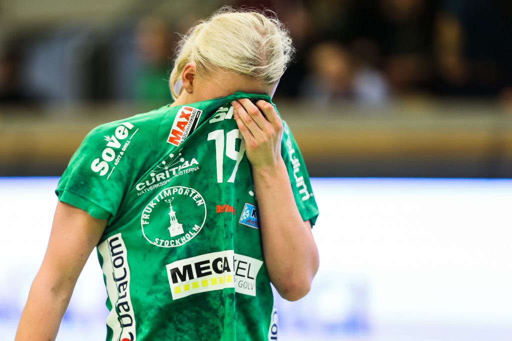 190519 Skurus Daniela De Jong deppar efter final 3 i SHE mellan Skuru och Sävehof den 19 maj 2019 i Stockholm. 
Foto: Andreas Sandström / BILDBYRÅN / Cop 104