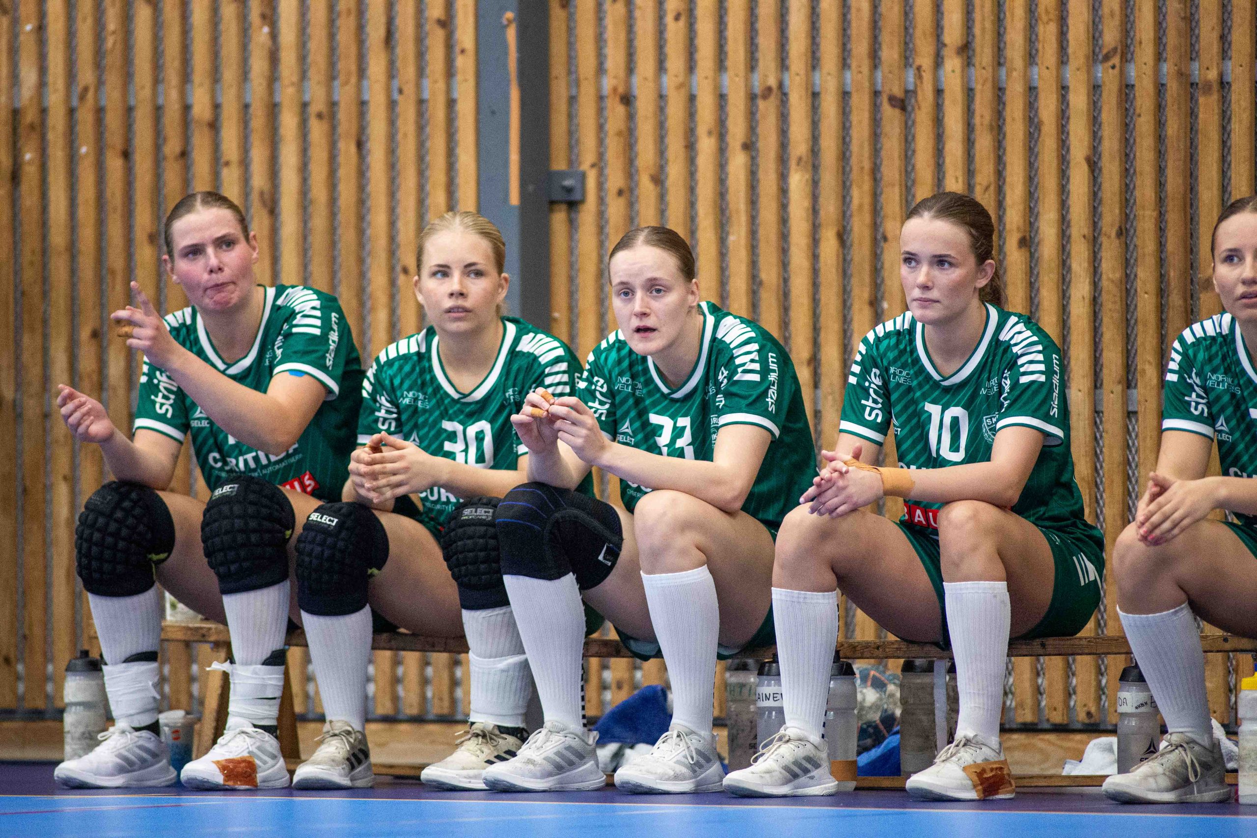 Deppigt på bänken i maytchen mot Boden i ATG Svenska Cupen