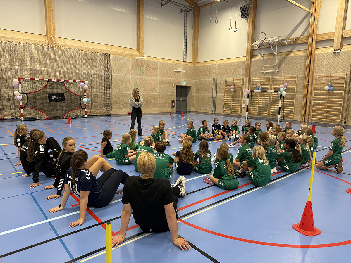 Invigning av Ektorpshallen