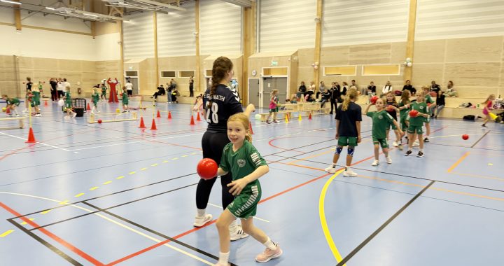 Ektorpshallen invigd med Monsterbana