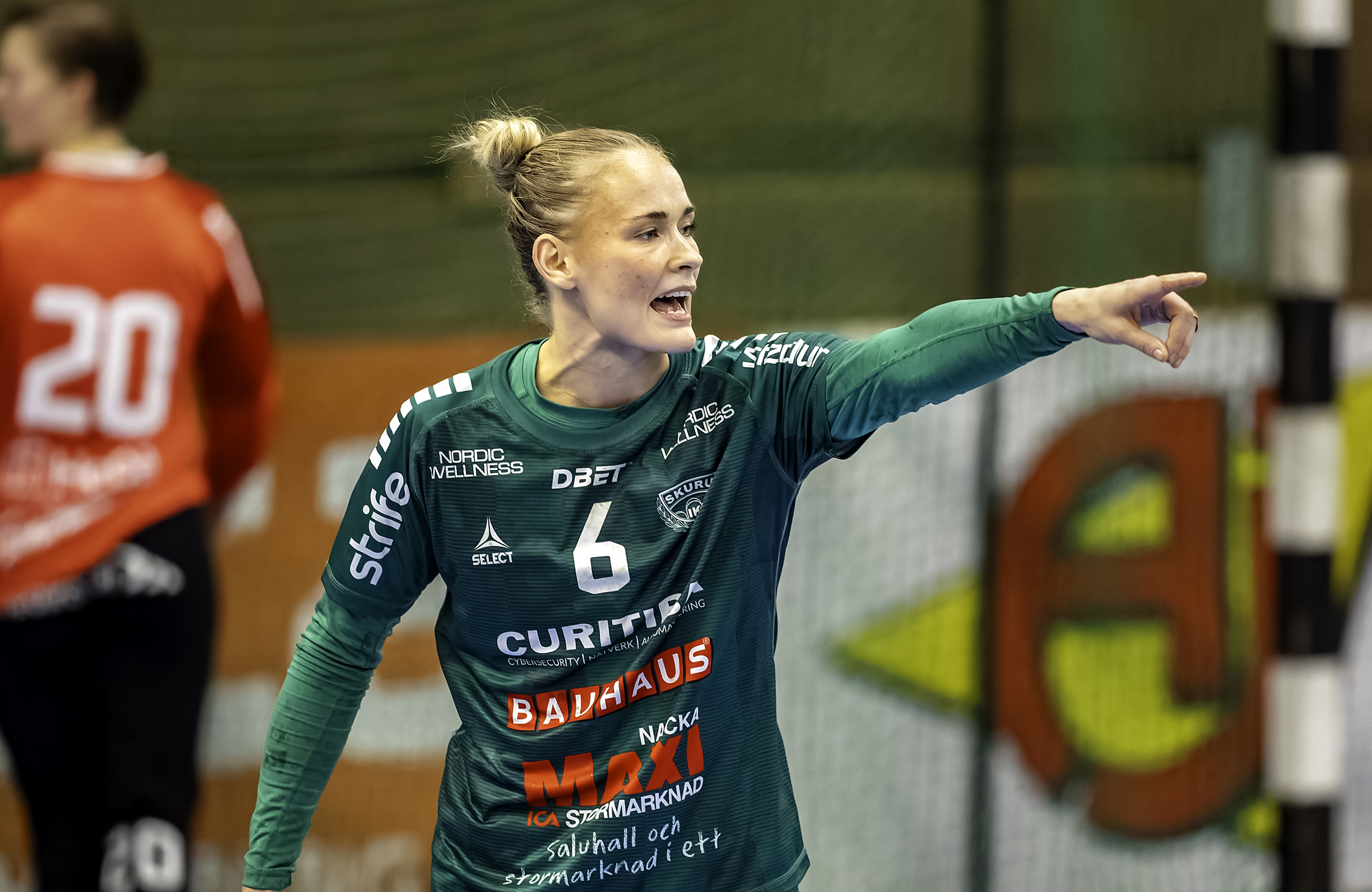 Ellen Voutilainen lämnar Skuru
