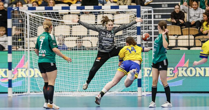 Färöisk landslagsmålvakt till Skuru