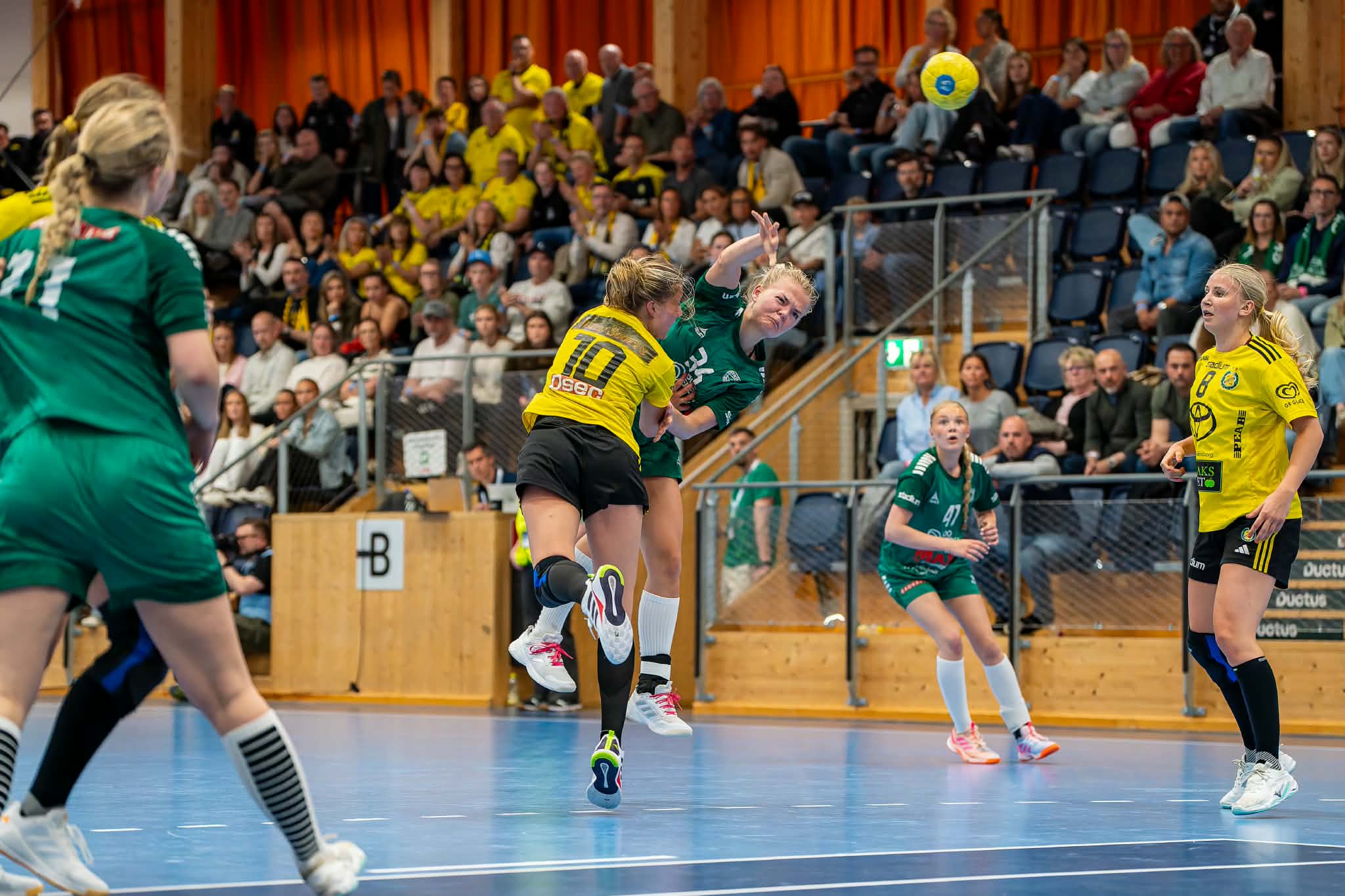 Hedda Andresn Skuru F16